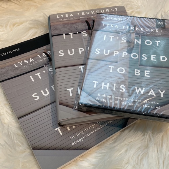 Lysa Terkeurst “It’s Not Supposed to be This Way” complete set - Picture 6 of 7